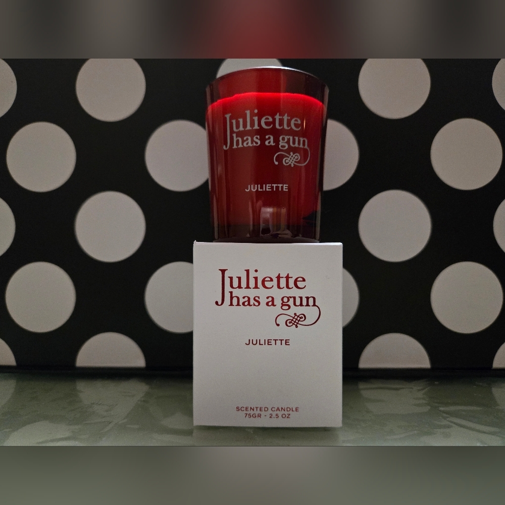 ✨️Juliette Candle✨️